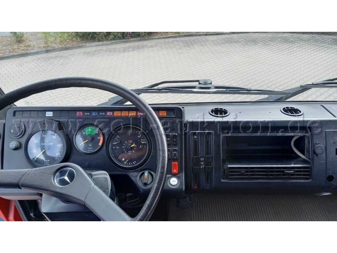 1 Daimler Benz brandweerwagen LF 16/12, opbouw Ziegler 1222AF, vierwielaandrijving – foto 16 – kavel bij Zoll-Auktion, Schmölln