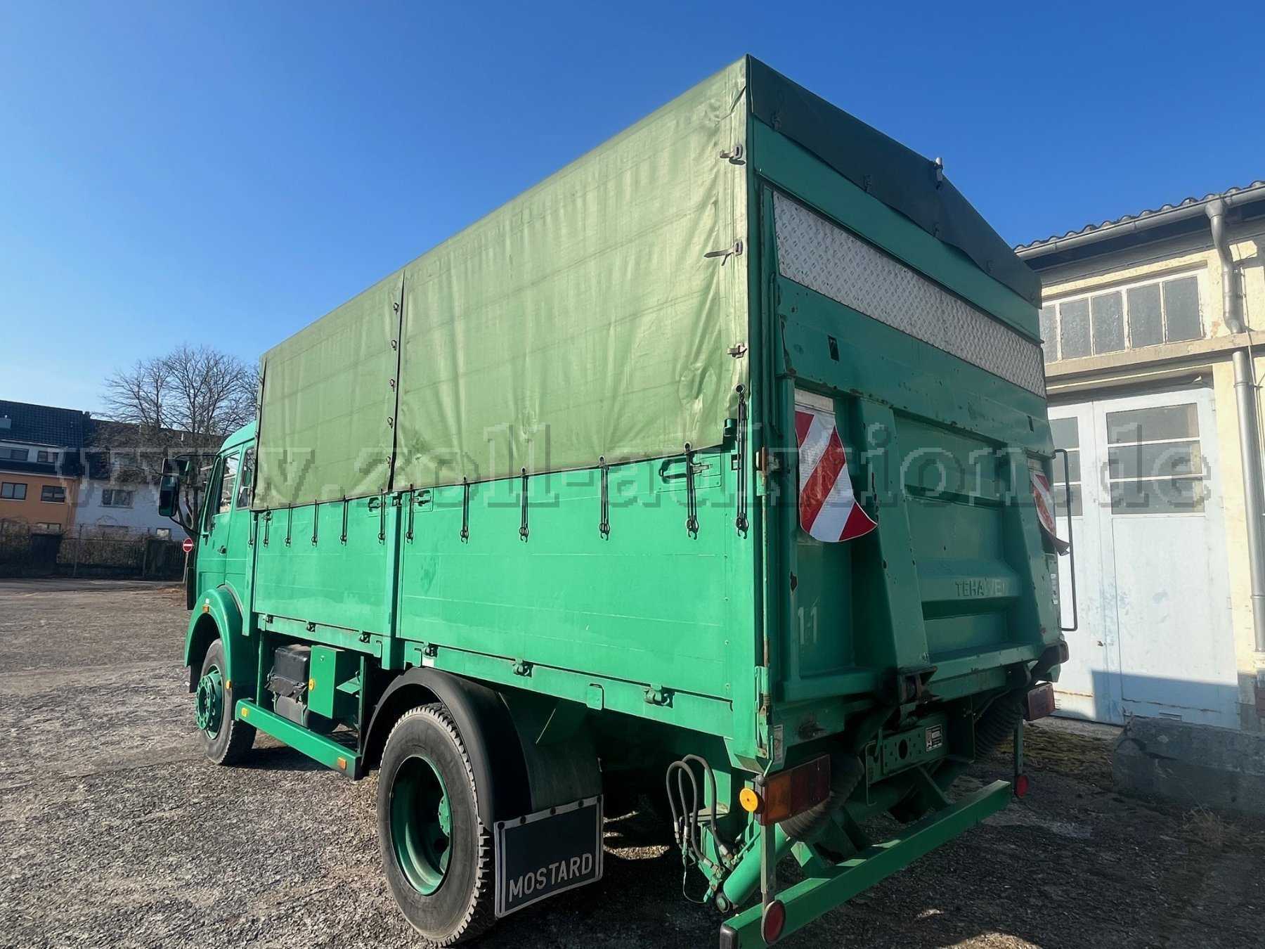 Fahrzeug hinten links