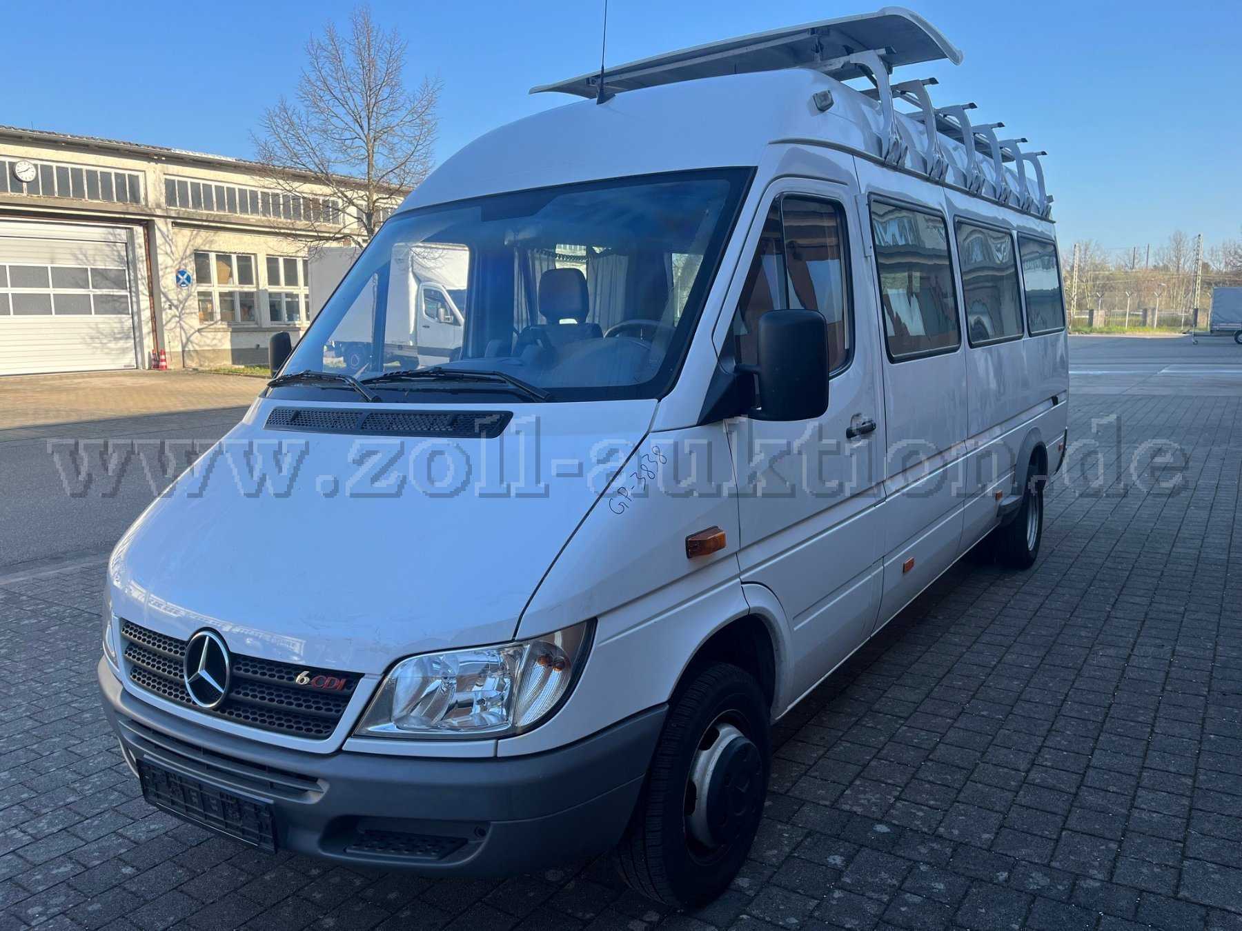 Fahrzeug vorne links