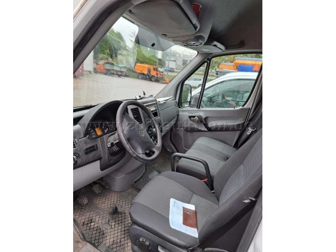 1 Daimler LKW 316 Sprinter geschlossen (nicht Fahrbereit!) – foto 8 – kavel bij Zoll-Auktion, Kiel