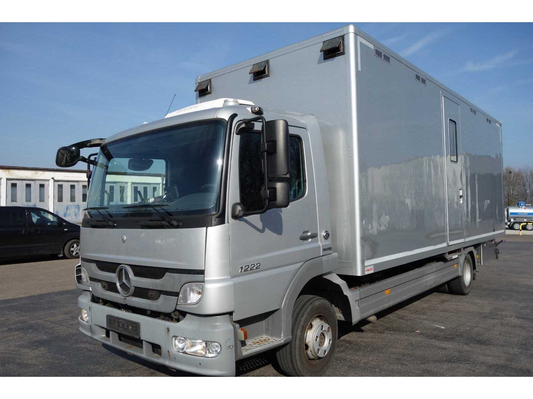 Front-/Seitenansicht vorne links