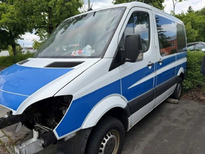 Ansicht von schräg vorne Fahrerseite