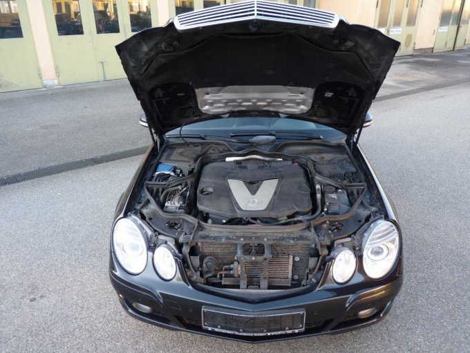 Motorraum Übersicht