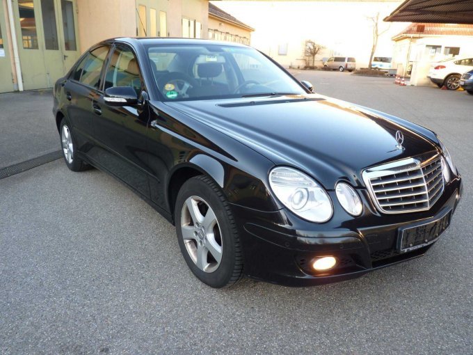 Ansicht von vorne schräg rechts