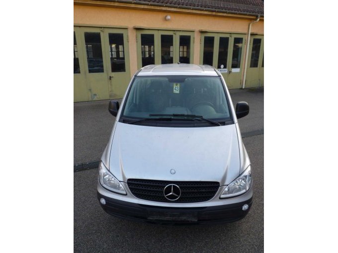 Ansicht von vorne oben, Front/Dach