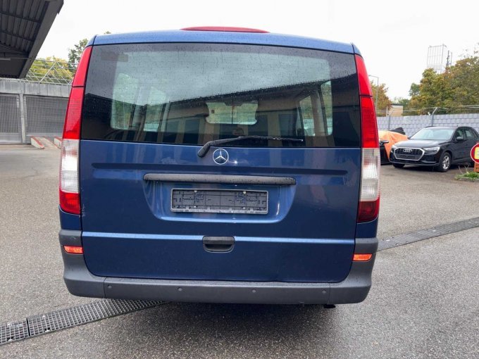 1 Daimler Mercedes-Benz MB Vito Kombi 111 CDI (639) lang – foto 6 – kavel bij Zoll-Auktion, Stuttgart
