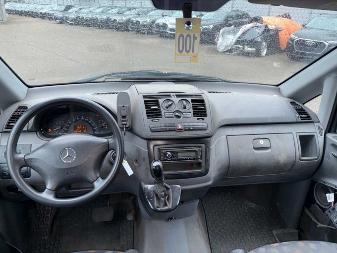 1 Daimler Mercedes-Benz MB Vito Kombi 111 CDI (639) lang – foto 17 – kavel bij Zoll-Auktion, Stuttgart
