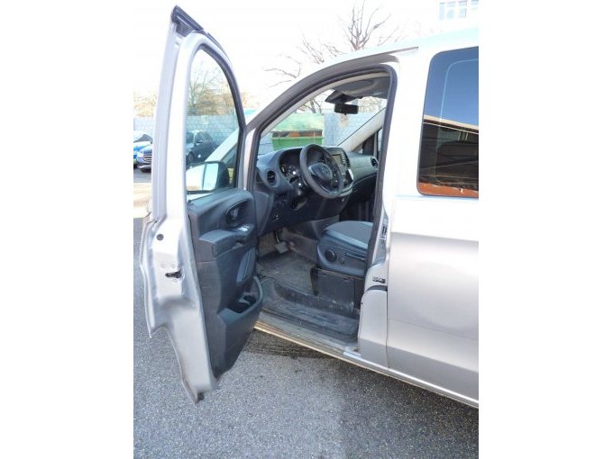 Übersicht Fahrereinstieg