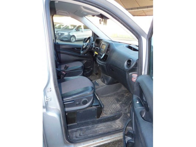 Details Beifahrereinstieg