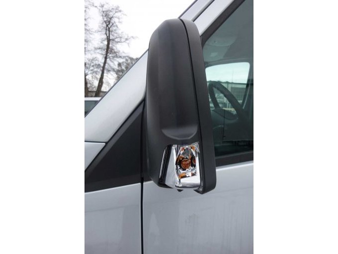 Fahrerseite/Außenspiegel/ Blinkerglas beschädigt