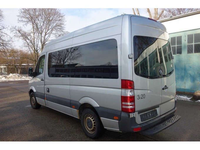 Heck-/Seitenansicht links