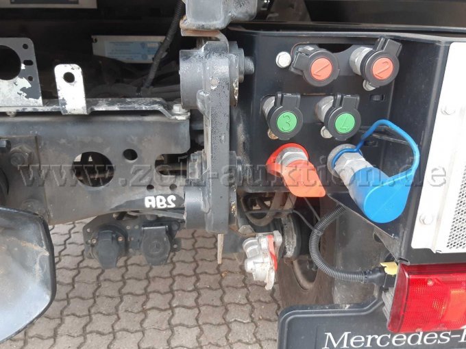 Heckhydraulikanschlüsse