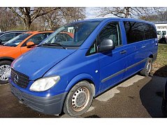 Front-/Seitenansicht links