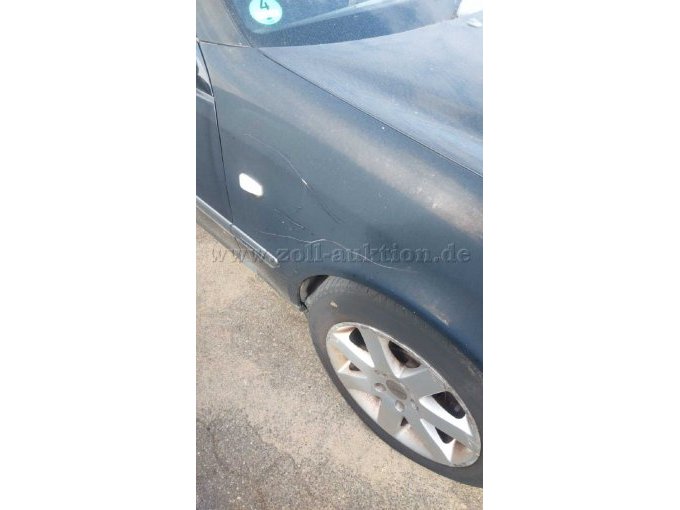 Schaden vorne Beifahrerseite