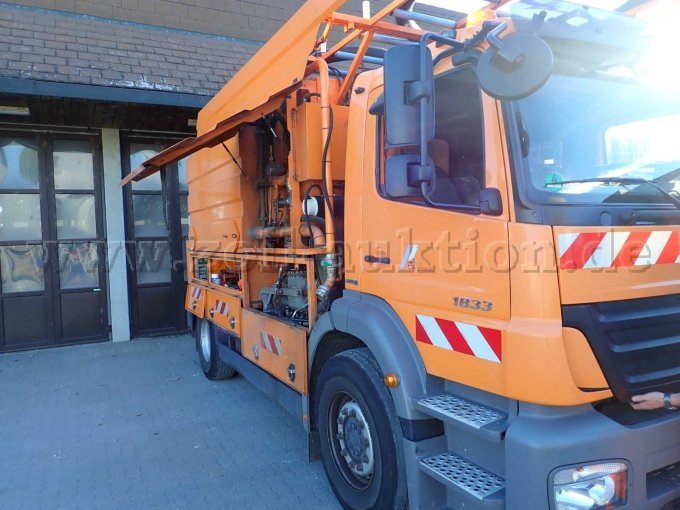 Vorne rechts