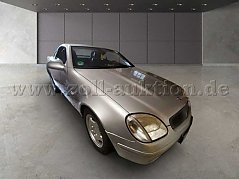 Auto Front