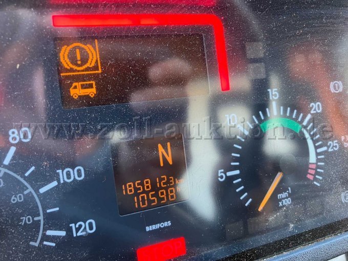 KM/Betriebsstunden