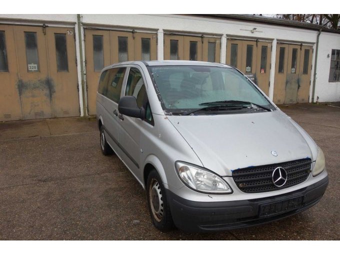 Front-/ Seitenansicht rechts