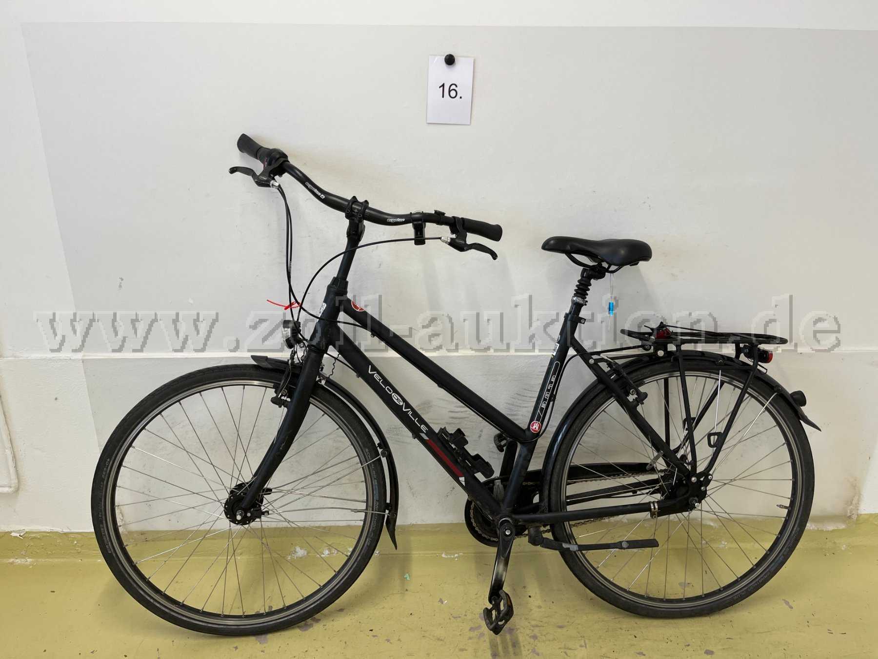 Damenrad von Velo De Ville, links