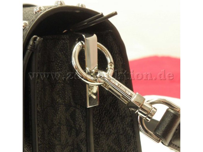 Karabiner  mit Aufschrift Michael Kors
