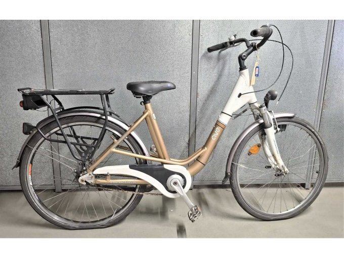 1 damesfiets, AVE, Tour, goud/wit, 7-versnellingen met achterderailleur, 26", RH45 – kavel bij Zoll-Auktion, Frankfurt am Main