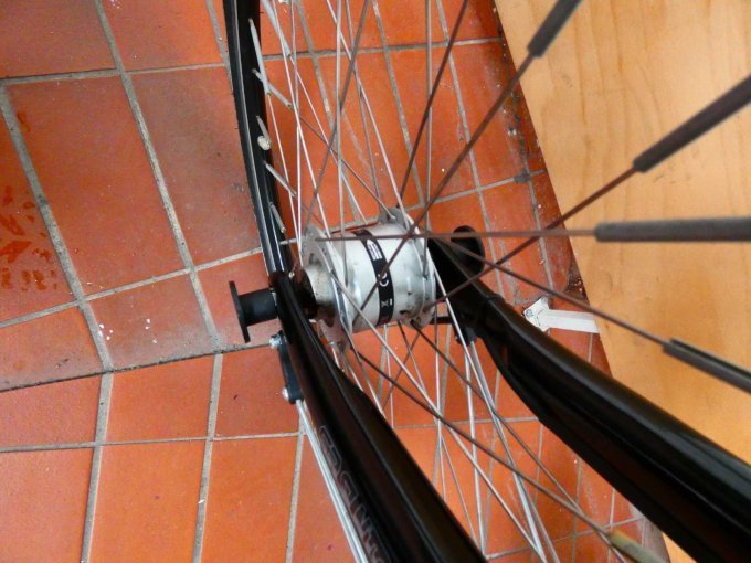 Damenrad Curtis_ Vorderachse