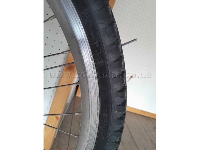 Felge und Mantel