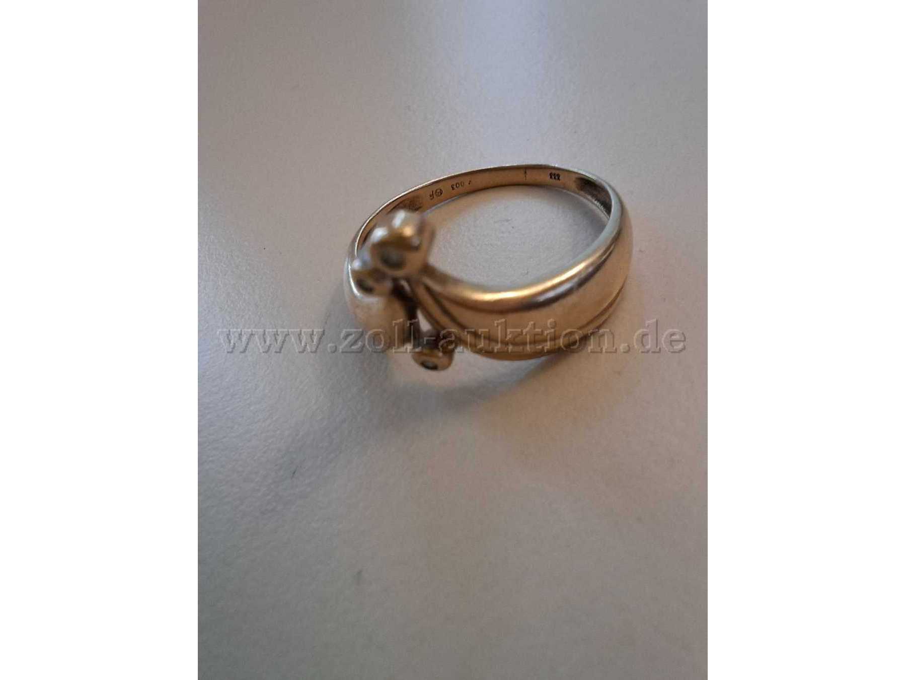 Ring vorn