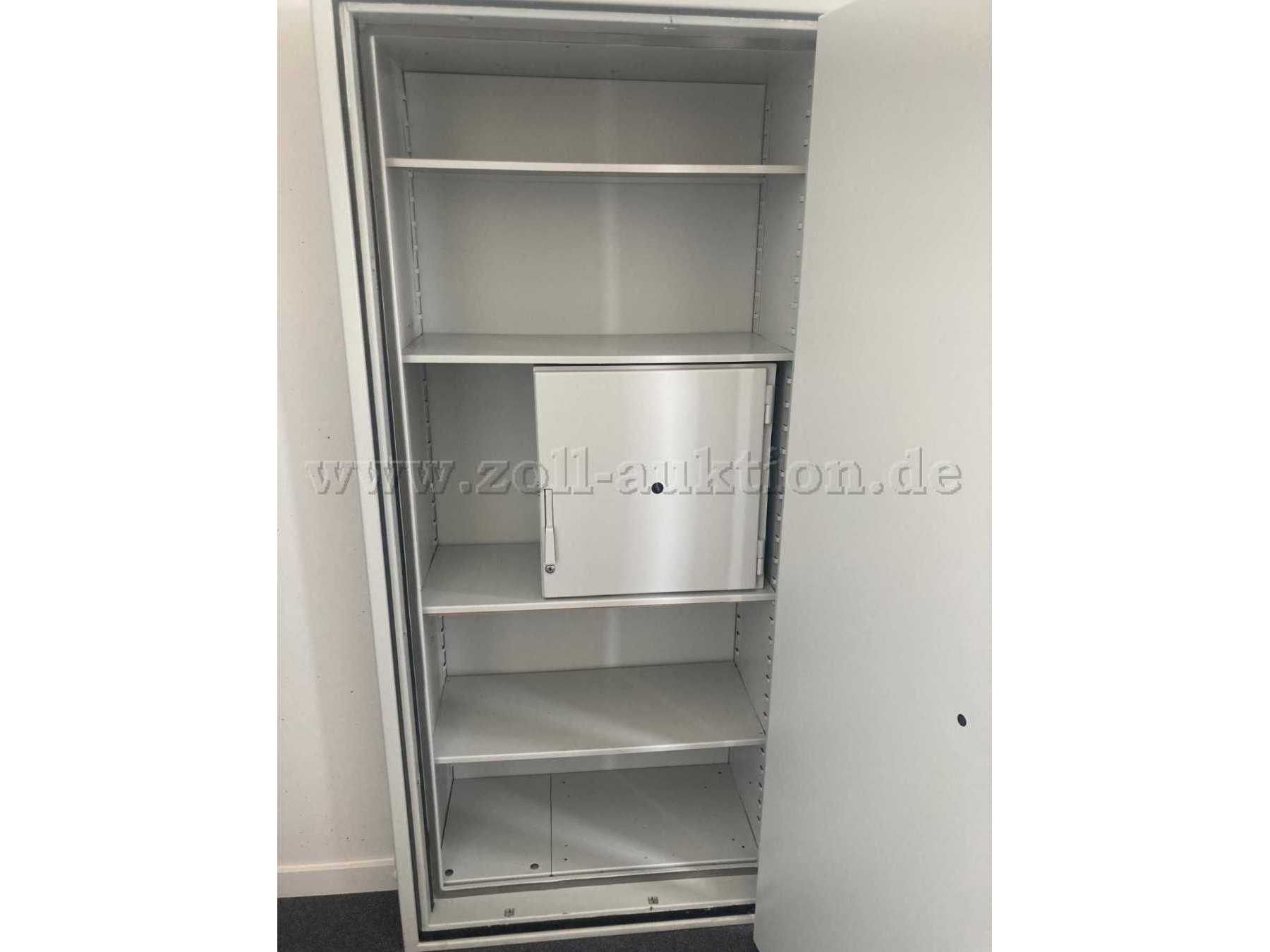 Datenschutzschrank geöffnet