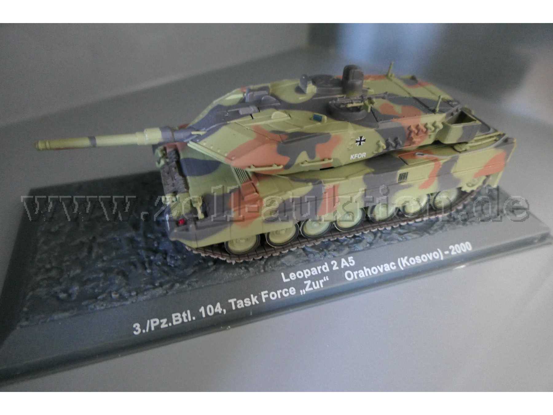 Leopard 2 A5 3./Pz.Btl. 104, Task Force "Zur" Orahovac (Kosovo) - 2000 Ansicht von der Seite