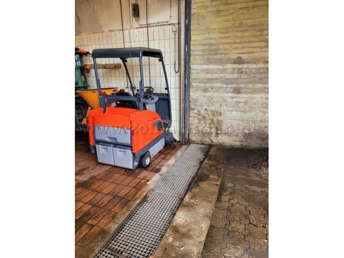 Hako-Kehrmaschine(3)