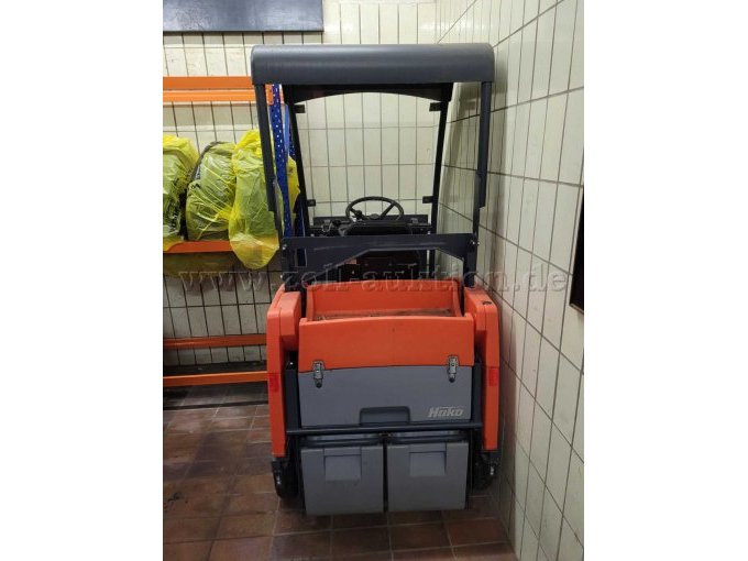Hako-Kehrmaschine(6)