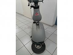 Reinigungsgerät von vorne
