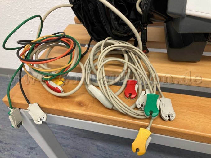 Detailansicht EKG-Kabel