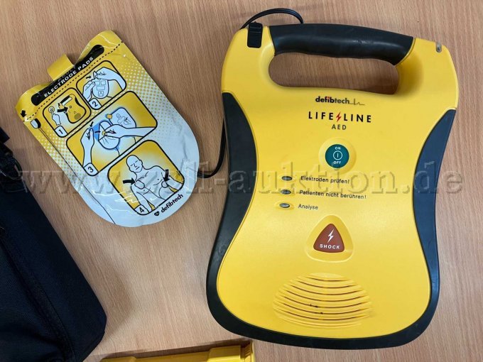 Defibrillator