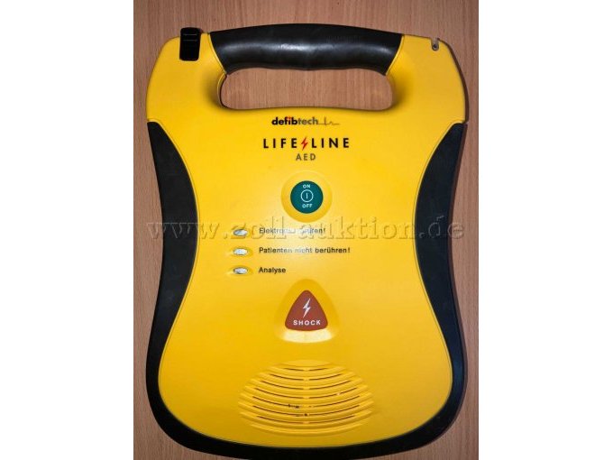 Defibrillator