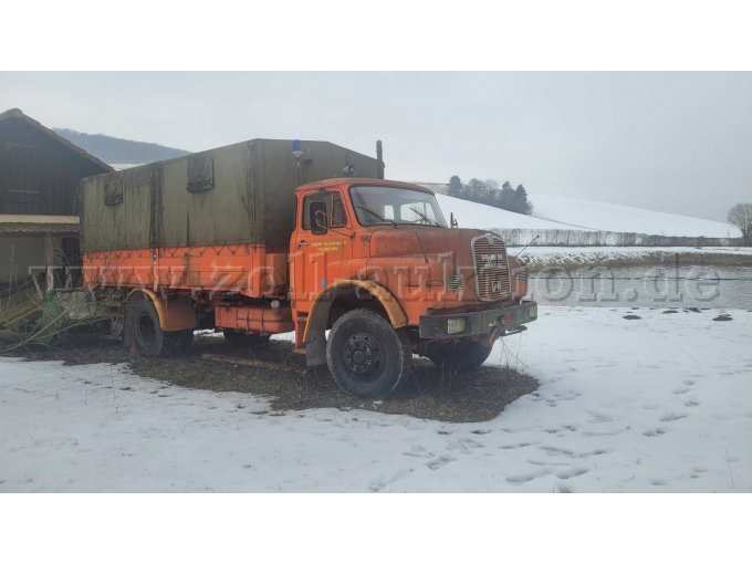 Front Schrägansicht links