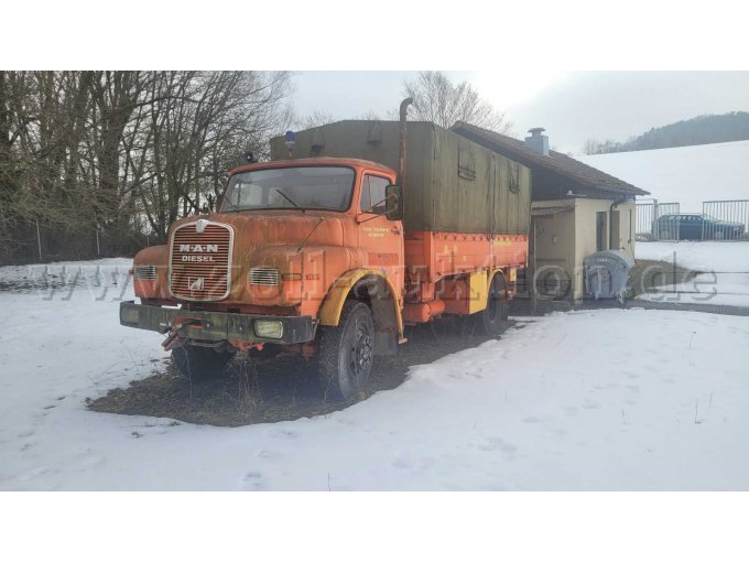 Front Schrägansicht rechts