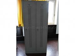 Stahlschrank vorne