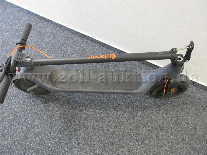 E-Scooter Denver zusammen geklappt