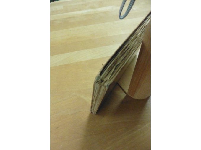 Buchecken abgestoßen