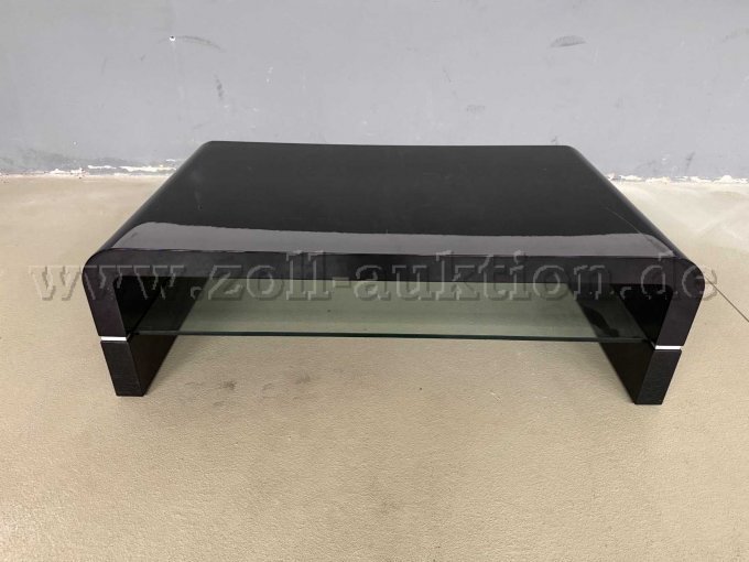 Tisch ohne zusätzliche Glasplatte