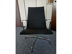 Vitra EA 112 Aluminium Chairs – Designklassiker von Charles & Ray Eames