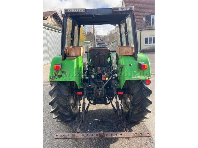Traktor hinten