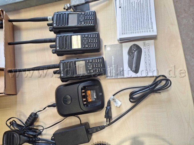 Funkgeräte Ladestation und Bedienungsanleitung