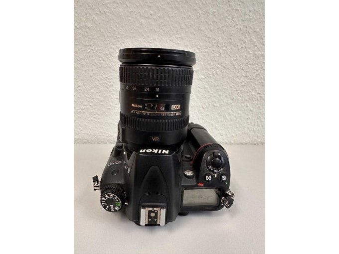 NIKON D7000 Detail / Oberseite