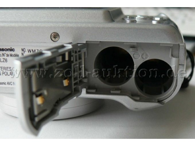 Digitalkamera Panasonic DMC-LZ6-Batteriefach 2x AA