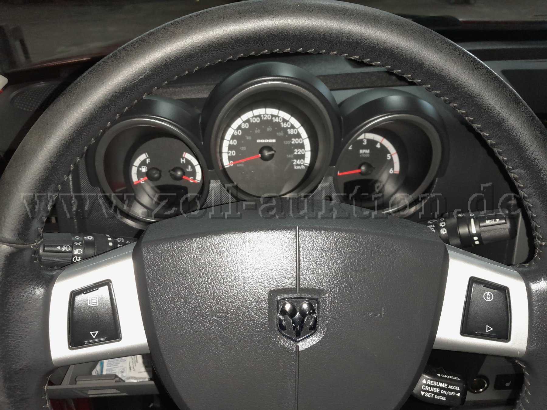 Lenkrad und Armaturen