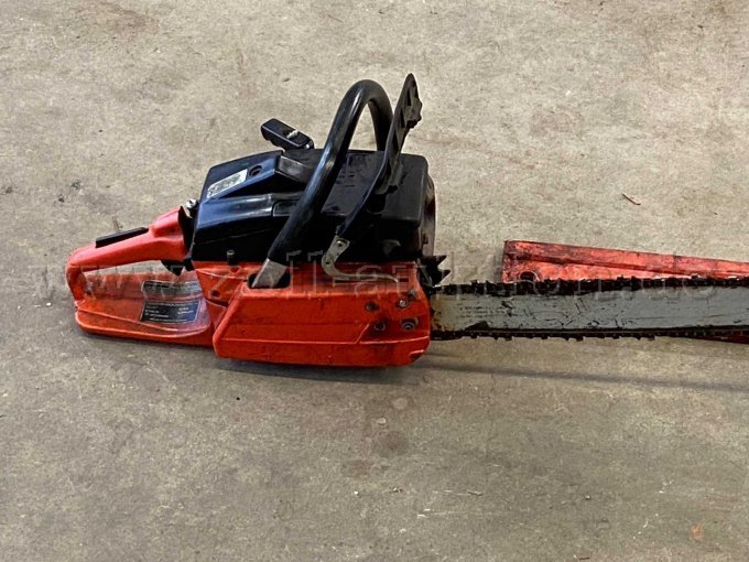 Dolmar Motorsäge, Ansicht von rechts