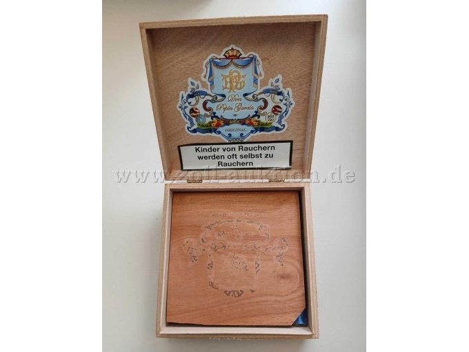 1 Don Pepin Garcia Original Blue Imperiales Torpedo, 16 sigaren incl. houten kistje – foto 4 – kavel bij Zoll-Auktion, Paderborn
